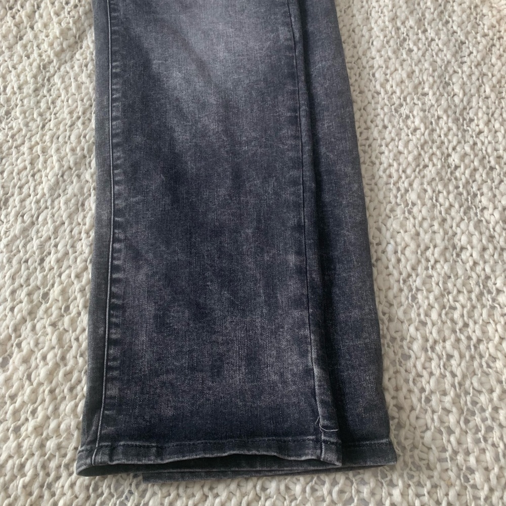 Torrid Bombshell Straight Jean - Black Grey - Picture 6 of 6